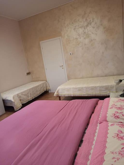 Appartamento Sul Naviglio, Alle Porte Di Milano Corsico Exterior photo
